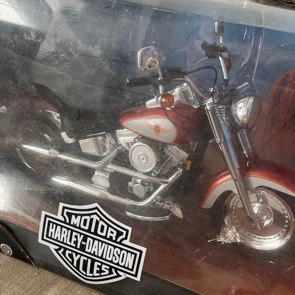 VTG 1999 Barbie Harley-Davidson Motorcycle in Red and Silver NIB* - Picture 2 of 8